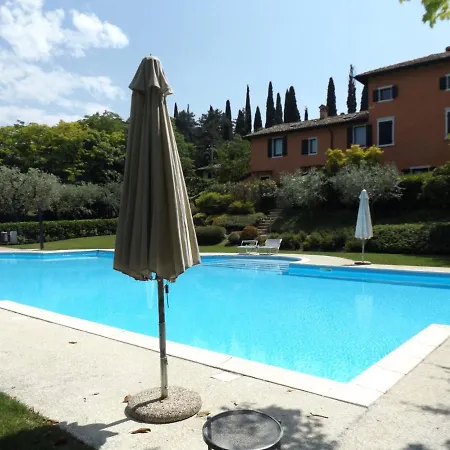 Cascina Cipressi Апартаменты *
