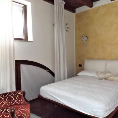 Cascina Cipressi Апартаменты *